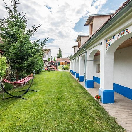 Malovany Dvorecek Dolne Dunajovice Zewnętrze zdjęcie